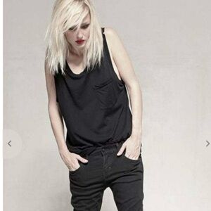 Skargorn # 21 boxy muscle tee